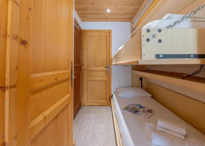 Clos Du Savoy - South Facing Balcony - Happy アパート *