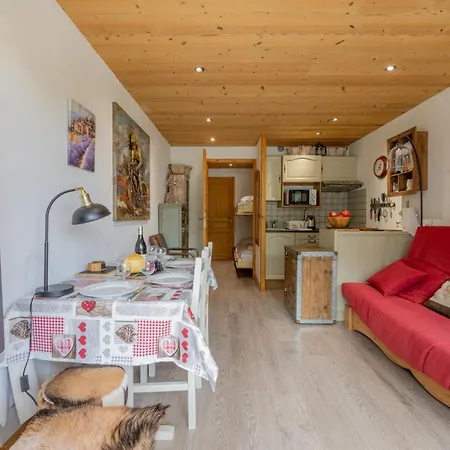 Clos Du Savoy - South Facing Balcony - Happy Apartman *