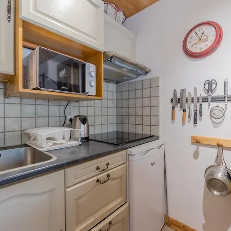 Clos Du Savoy - South Facing Balcony - Happy Chamonix